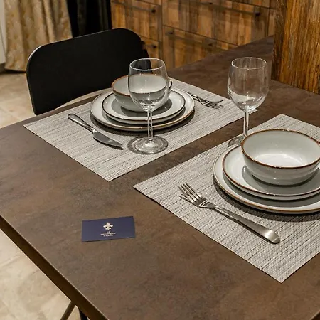 Apartament Aux Fleurs De Darcy Confort Centre *