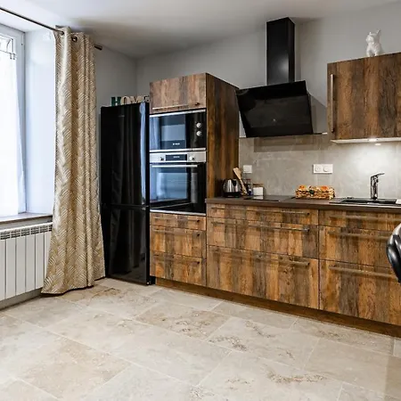 Aux Fleurs De Darcy Confort Centre Apartament